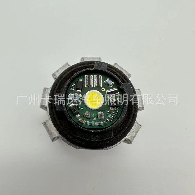 Original Disassembly Car เหมาะสําหรับ Toyota C-HR Yalex Lexus Reversing Light ไฟท้าย LED 81536-0K260