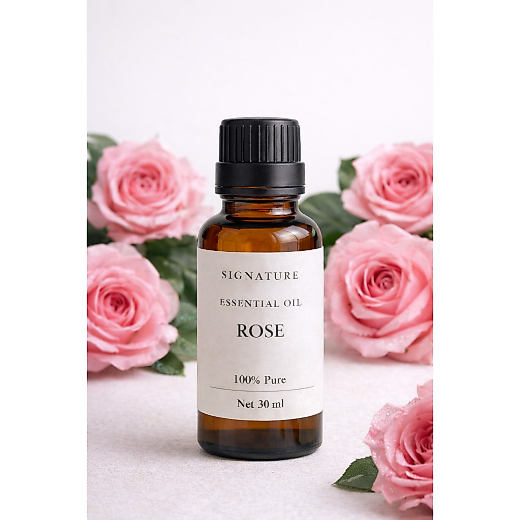 Signature Rose Essential Oil 30ml | น้ำมันหอมระเหยกุหลาบ กลิ่นหอมหวาน โรแมนติก ส่งฟรี