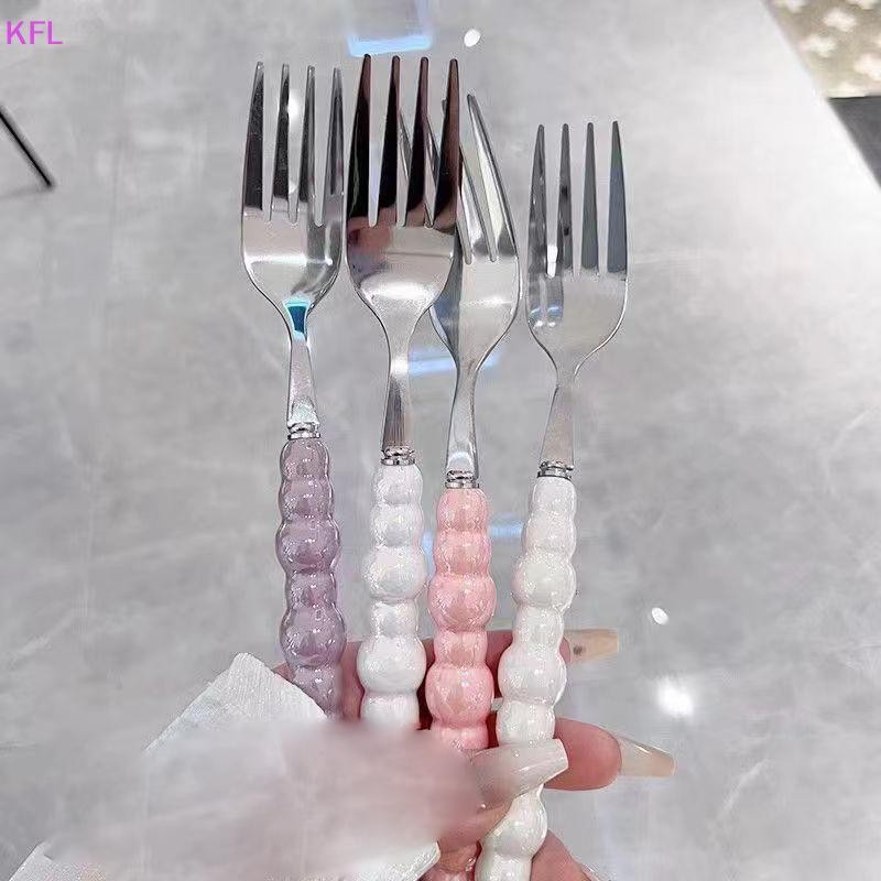 (KFL) ส้อมจับมุกสําหรับขนมหวานในครัวเรือนสเต็กส้อมสแตนเลสส้อมสลัดขนมพาสต้าส้อมอุปกรณ์ครัว Gadgets ขายร้อน