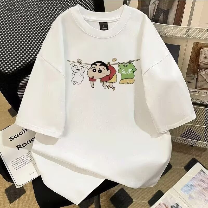 เสื้อยืดแขนสั้นทรงหลวมสําหรับผู้ชายสไตล์แอนิเมชั่นน่ารักพิมพ์ลาย Smart Dik Motif คอกลม แมตช์ง่าย