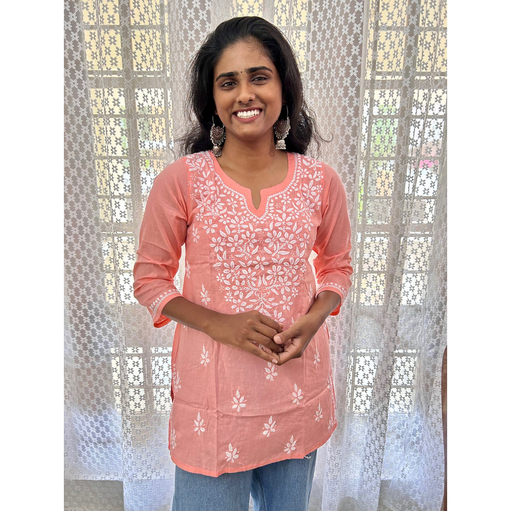 ผ้าฝ้ายแท้ Lakhnavi Chikankari Short Kurti Top
