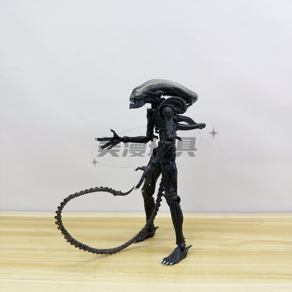 Figma SP-108 รูปเอเลี่ยน สัญญา เอเลี่ยน กอด หนอน ข้อต่อ เคลื่อนย้ายได้ ชนิดบรรจุกล่อง