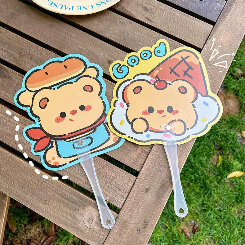 พัดลายการ์ตูน  น่ารัก ขนาดเล็ก พกพาสะดวก ของขวัญ พร้อมส่ง