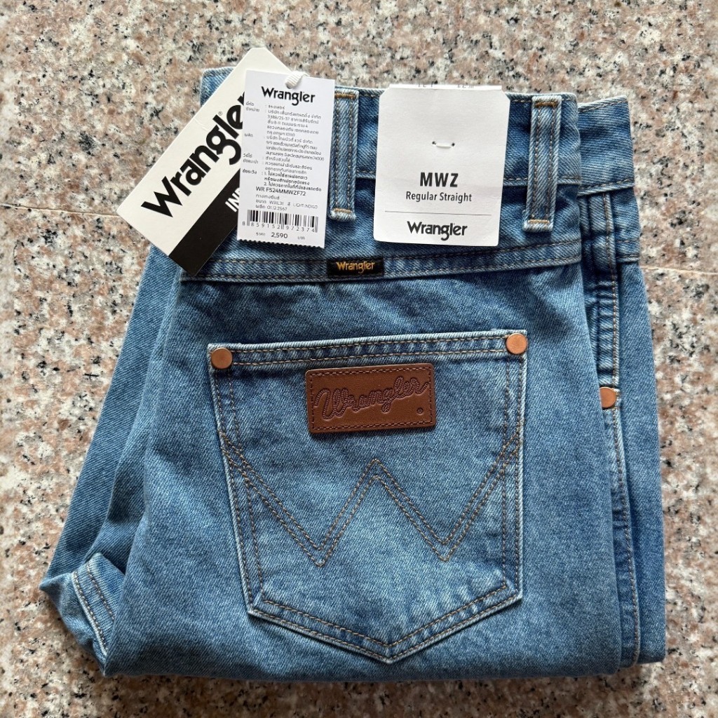 WRANGLER MWZ ยีนส์ชาย กระบอกใหญ่ สียีนส์ฟอกอ่อน ผ้าไม่ยืด เอวกลาง เป้าซิป ของแท้จากช็อป