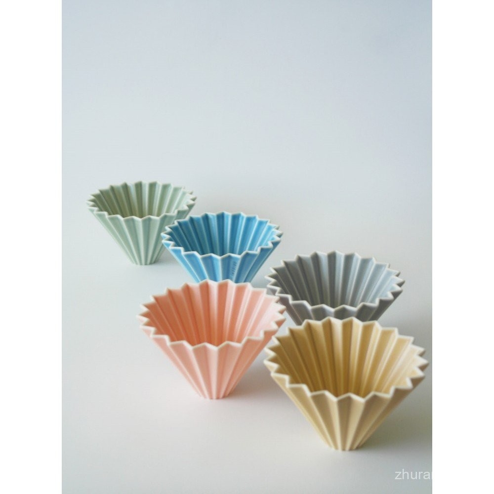 {Ready Stock} Japan Origami Origami Filter Cup Hand-Brewed Coffee Drip Type Ceramic Cake Filter Cup 