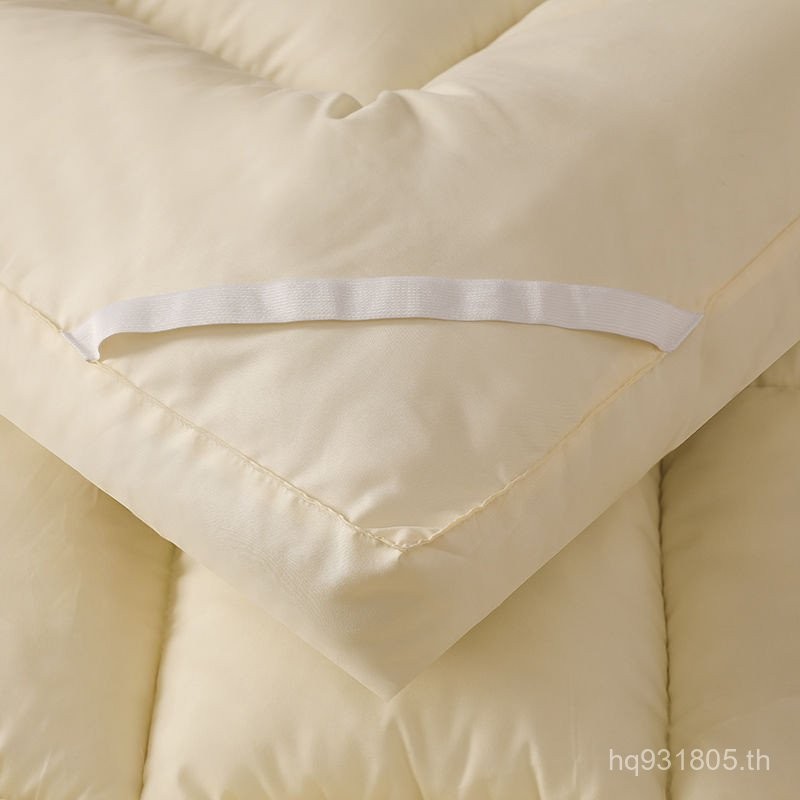 พรมทากันลื่นพับได้ ขนาด 10 cm x 1.5 m x 1.8 m พร้อมที่นอนและผ้านวมคุณภาพดีจากผ้าฝ้าย GBWK