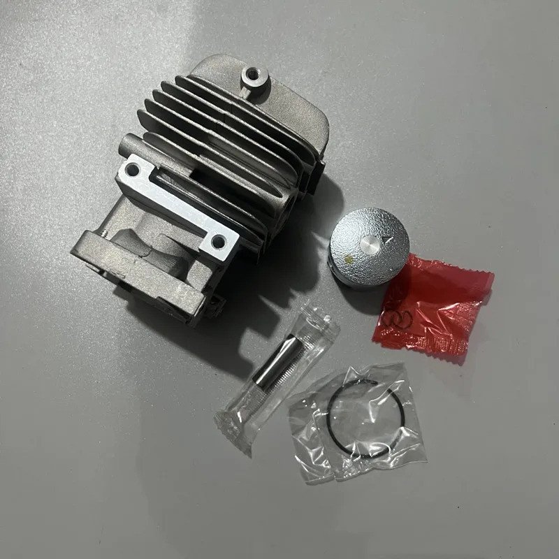 ชุดแหวนลูกสูบกระบอกสูบสําหรับ Chainsaw Zenoah Komatsu G 250 Ts FS 2500 Ts Ff 2500TS 2500FS 250TS 250