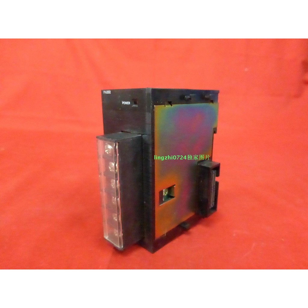 Omron CJ1W-PA202 ต้นฉบับใหม่เอี่ยม