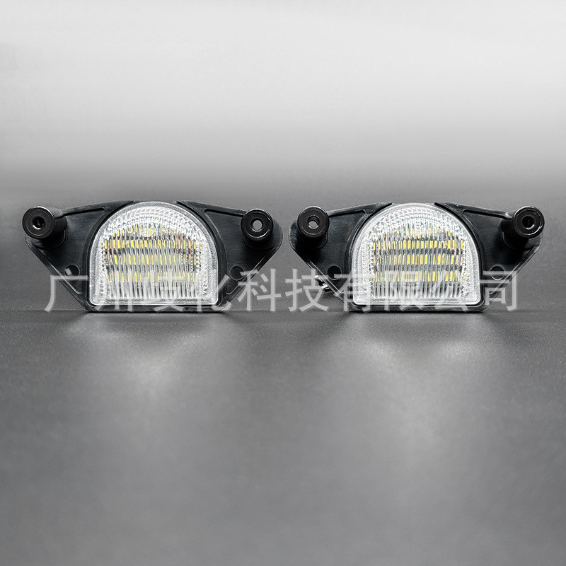 เหมาะสําหรับ Chevrolet Chevrolet Corvette C4/C5/C6 Impala ไฟป้ายทะเบียน led