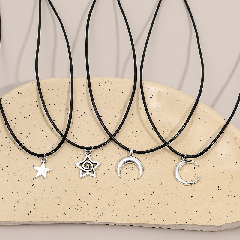 Y2K Star Moon Pendant Necklace - Swirl Star Protection Amulet - Silver Color Pendant Choker - Couple