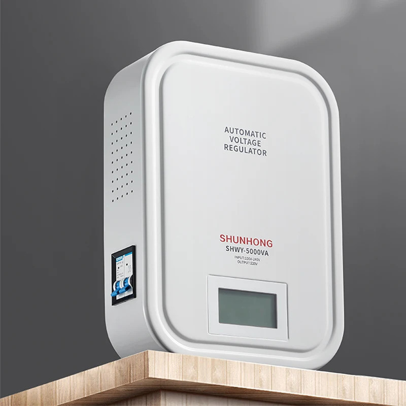 Multi-functiona 220V เครื่องปรับแรงดันไฟฟ้าอัตโนมัติสําหรับครัวเรือน 5000W Single-Phase Boost Power 