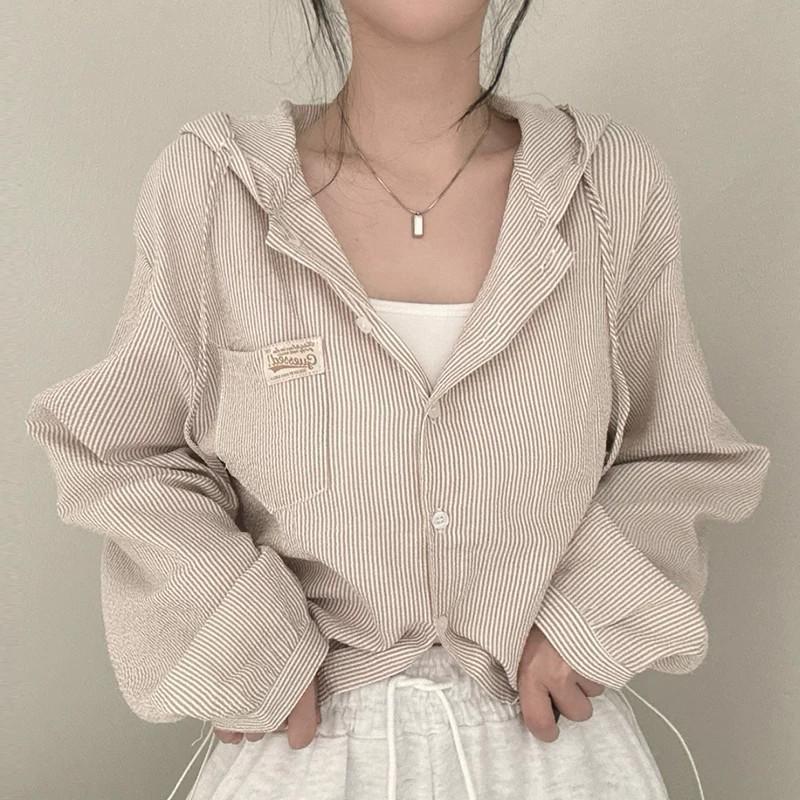 เสื้อเชิ้ตฮู้ดลายทาง ผ้าบางนุ่มใส่สบาย สไตล์เกาหลี เสื้อคลุมกันแดด แต่งกระเป๋าลายน่ารัก-พร้อมส่งจากกรุงเทพฯ-รุ่น99409