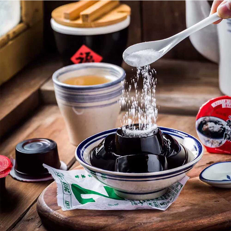 Chaoshan Grass Kueh Jelly ของว่างพิเศษทันที ของว่าง Guangdong Chaoshan Grass Grass Turtle Cream Jell