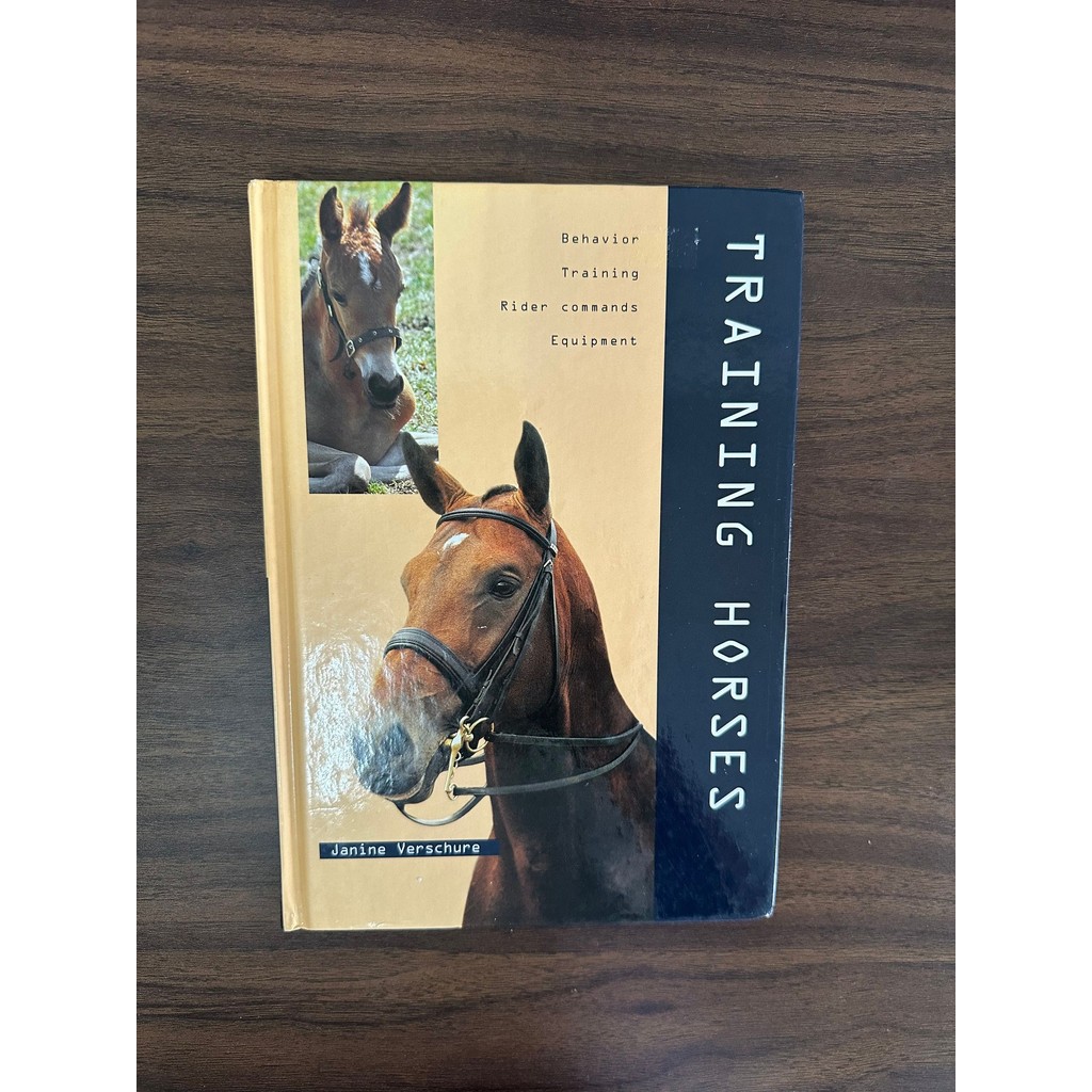 [Used Book] Training Horses - Janine Verschure [สภาพ: B]