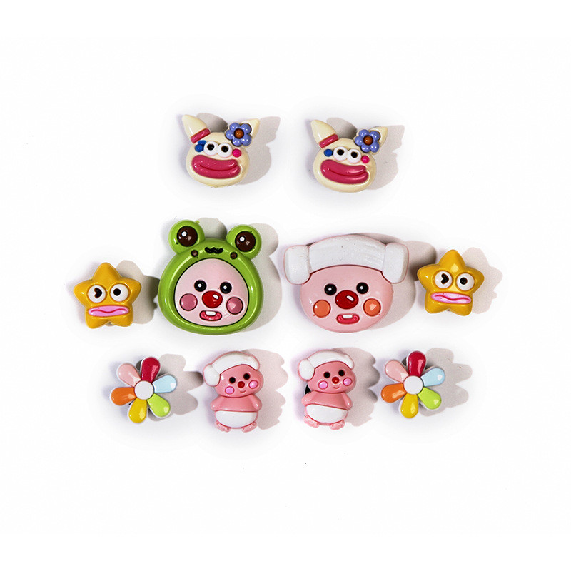 jibbitz crocs ของแทั jibbitz รองเท้าหลุมดอกไม้ทําเองรองเท้าหัวเข็มขัดการ์ตูนสามมิติตกแต่งรองเท้าดอกไ