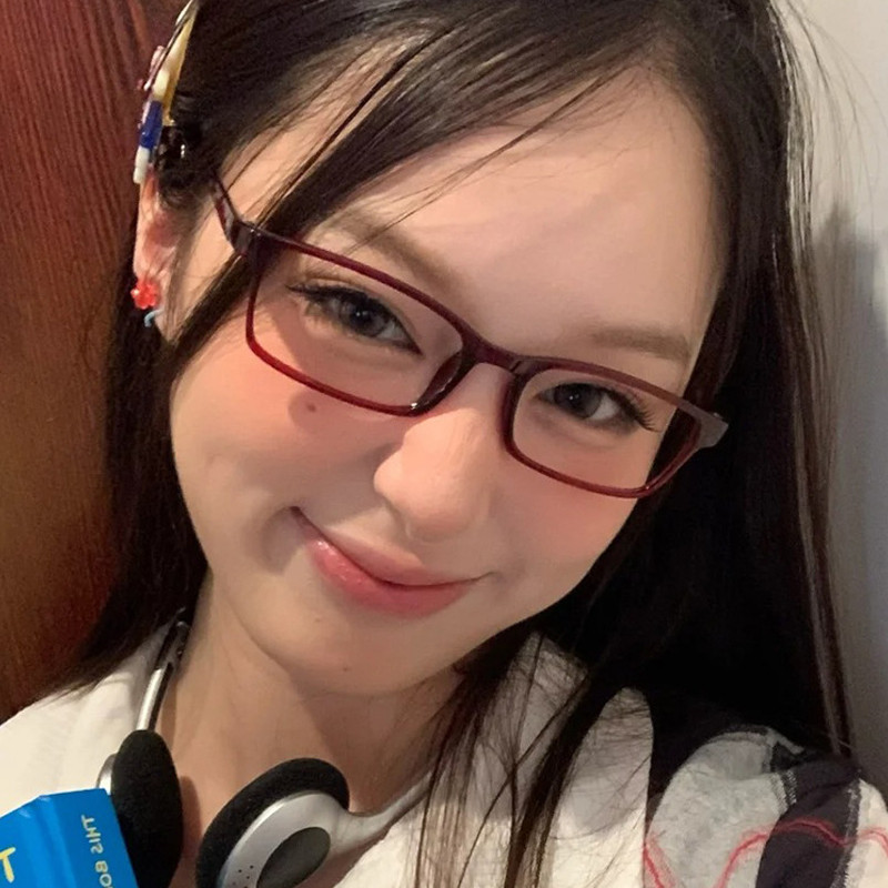 COD-⚡ทรงสี่เหลี่ยม แว่นตา น้ำหนักเบามาก กรอบเล็ก แว่นตา สไตล์ญี่ปุ่น ทันสมัย นักเรียน แว่นตา