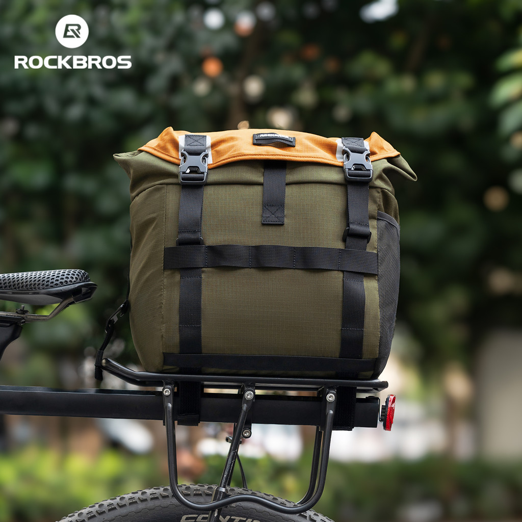 ROCKBROS กระเป๋ากันน้ำสำหรับจักรยาน ขนาด 24L พกพาสะดวก ออกแบบมาเพื่อนำไปติดตั้งด้านหน้าจักรยานและมีระบบเปิดปิดอย่างรวดเร็ว