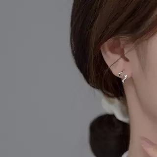 Ella Earrings ต่างหูเงินแท้ S925 [MERCELO]