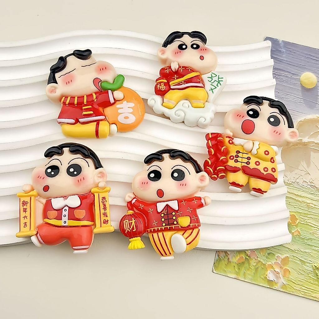 ปีใหม่การ์ตูนการ์ดใหญ่ Cross-Dressing Shin-Chan diy อุปกรณ์เรซิน Handmade อุปกรณ์เสริมผมกล่องเก็บพวงกุญแจวัสดุ