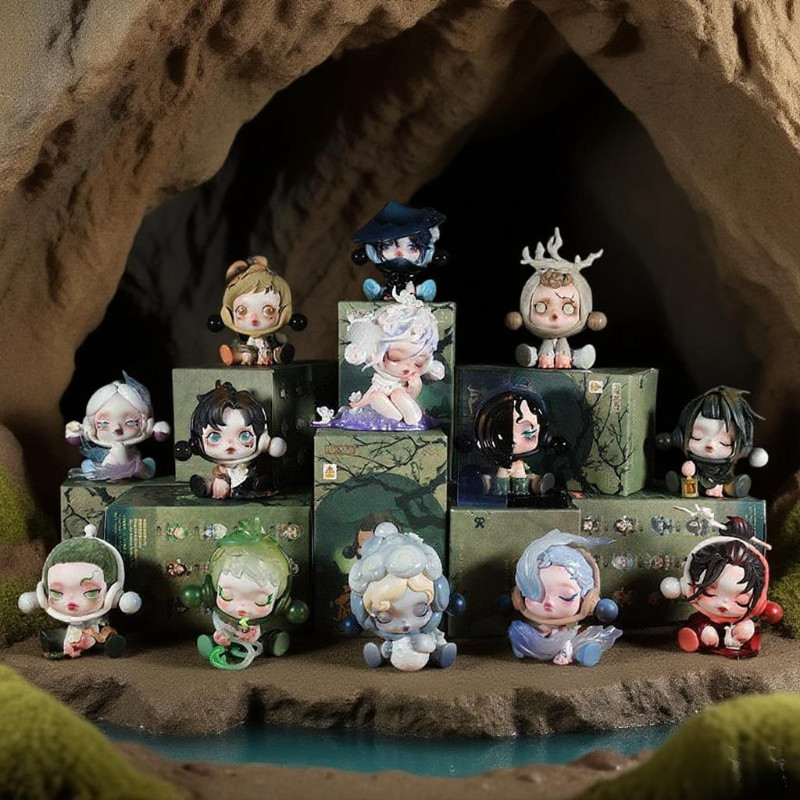 POPMART SKULLPANDA POPMART SKULLPANDA POPMART SKULLPANDA รูปของเล่นของขวัญกล่องปริศนา