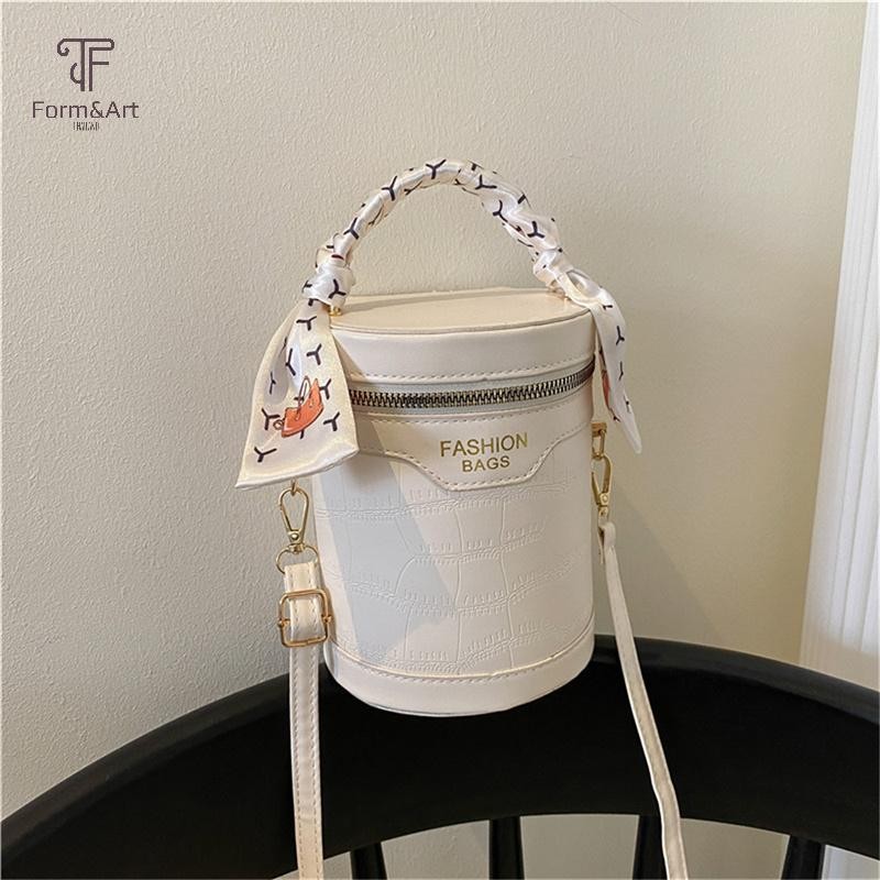 Form&Art กระเป๋าถือสไตล์บักเก็ตสำหรับ 여성 ทำจากหนังPU