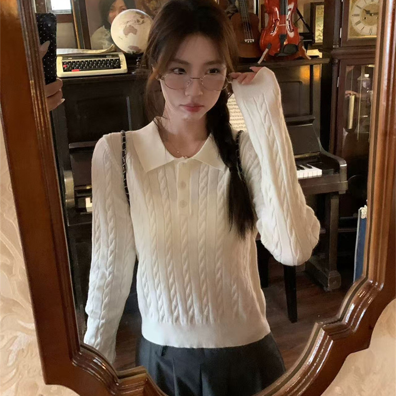 ฤดูใบไม้ร่วงใหม่ของผู้หญิงย้อนยุคลําลองบิดปกเสื้อแขนยาว 251007