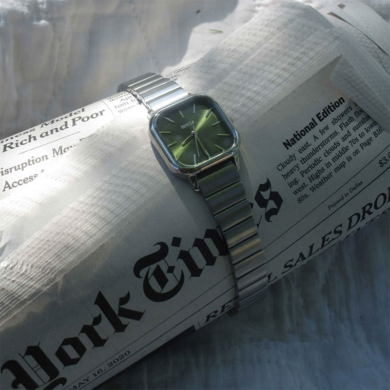 BREDA นาฬิกา ESTHER Series สีเขียว สี่เหลี่ยมเล็ก ควอตซ์ สำหรับผู้หญิง