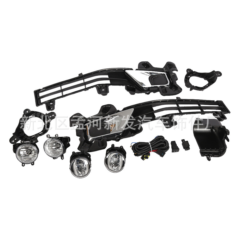 适用于16-20款丰田兰德酷路泽陆巡LC200雾灯框饰亮条雾灯总成改装