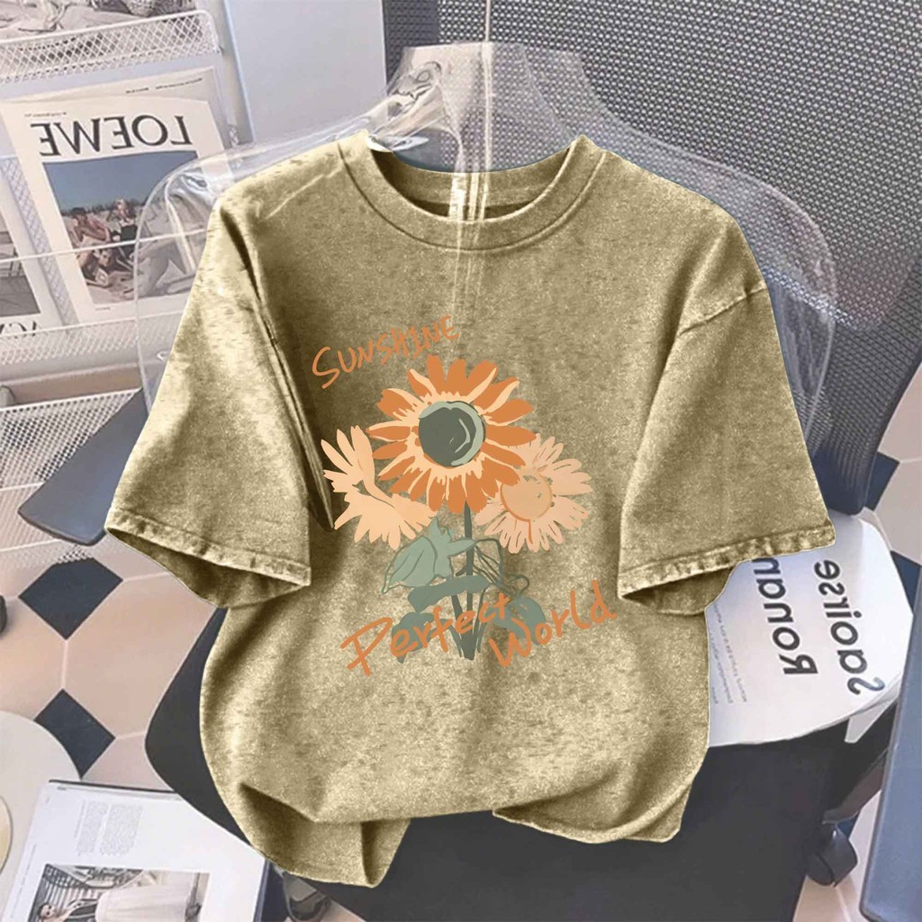 T42.SHOP🌸 สื้อยืด oversize เสื้อแฟชั่น เกาหลี โคตรนุ่ม ผ้าคอตตอน ลาย"SUNSHINE Flower"  สินค้าใหม่ 2025