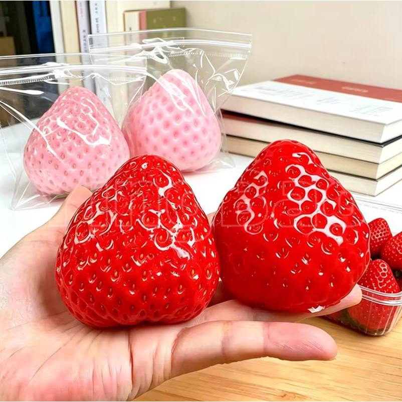 1/3 ชิ้น Squishy สตรอเบอร์รี่ขนาดใหญ่บีบของเล่นเด็ก Soft Pinch ผลไม้ Pop Fidget ของเล่น Party Entertainment เกมคริสต์มาสของขวัญ