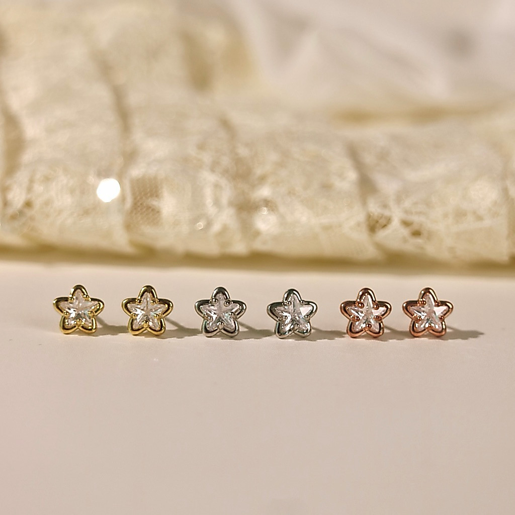 Socrush.bkk | BABY STAR earrings | SE-079 | ต่างหู ดาว เพชร