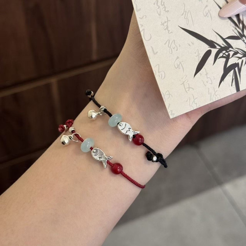 แฟชั่นผีเสื้อระฆังจี้สร้อยข้อมือน่ารักปลาหดสร้อยข้อมือเชือกผู้หญิงของขวัญ