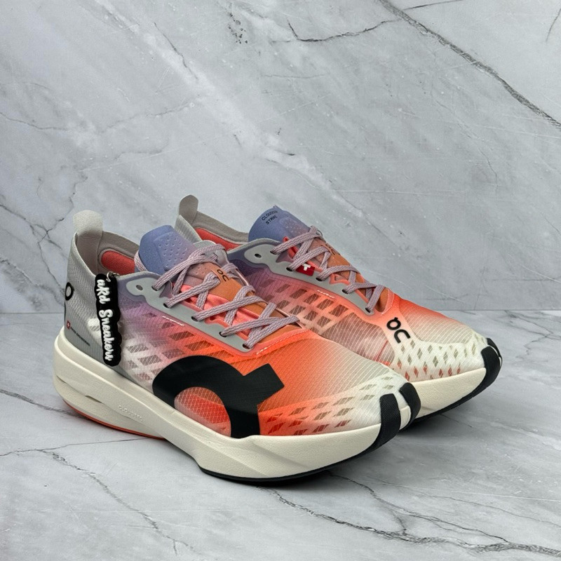 ON รองเท้าวิ่ง CLOUDBOOM STRIKE WHITE FLAME CLOUD IU6K