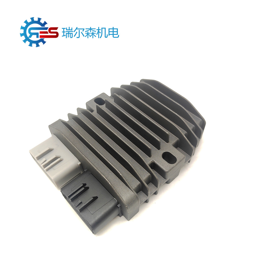 春风摩托CFMOTO CF400/500/600 UTV X6 X8 Z6 Z8稳压器 调压器