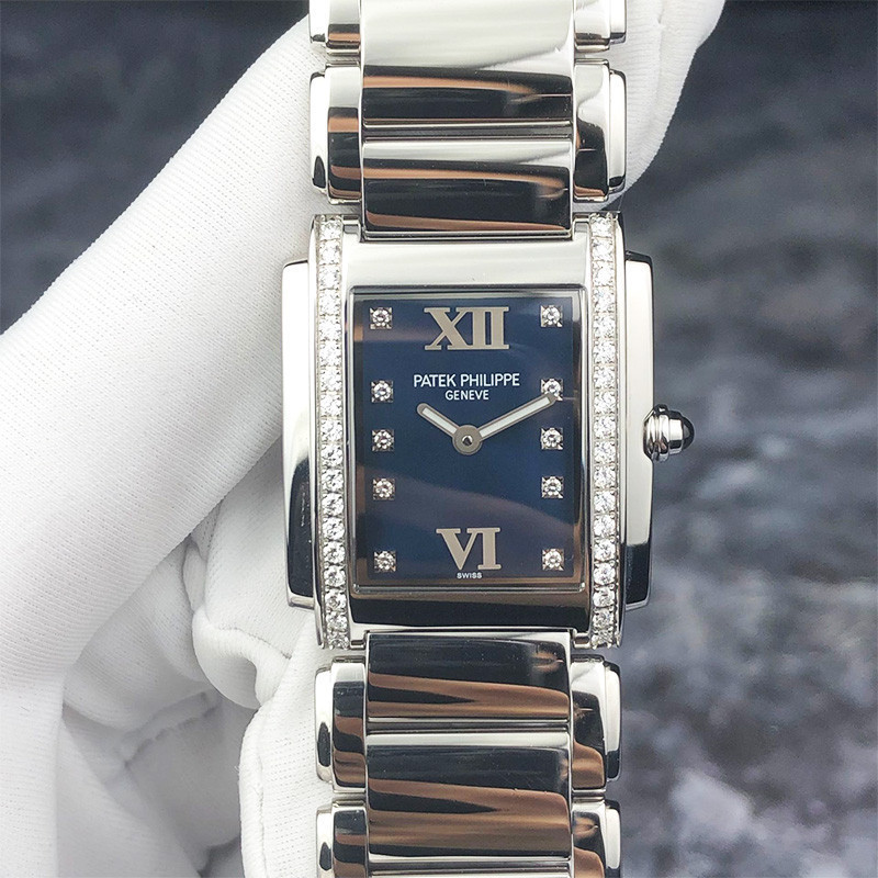 Patek Philippe Philippe Philippe TWENTY~4 Series 4910 Blue Dial Stainless Steel Original Diamond Bri