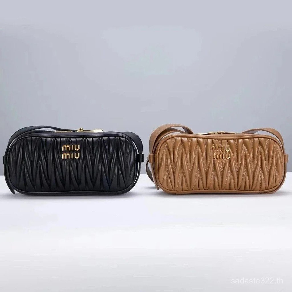 Miu Miu Miu Miu Matelassé กระเป๋าสะพายหนังแกะ