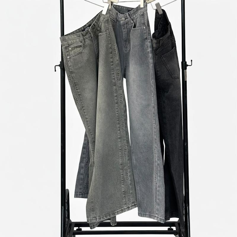 Atipa Jeans - Glamourize ATP Jeans กางเกงยีนส์กระบอกกลางดีเทลปั้มนูน Atipa ด้านข้าง