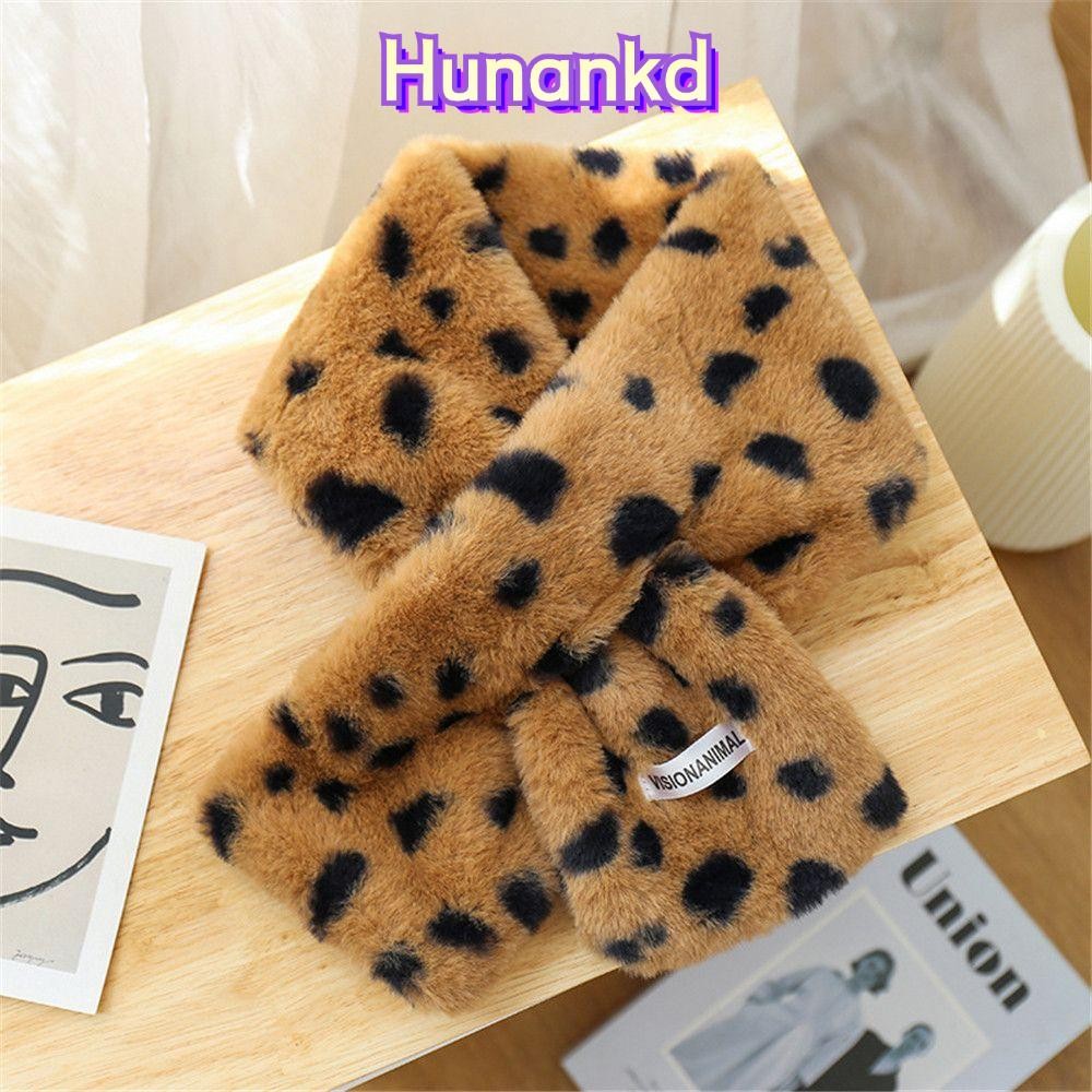 HUAN ผ้าพันคอข้าม All-match Winter Hairy Leopard Dot