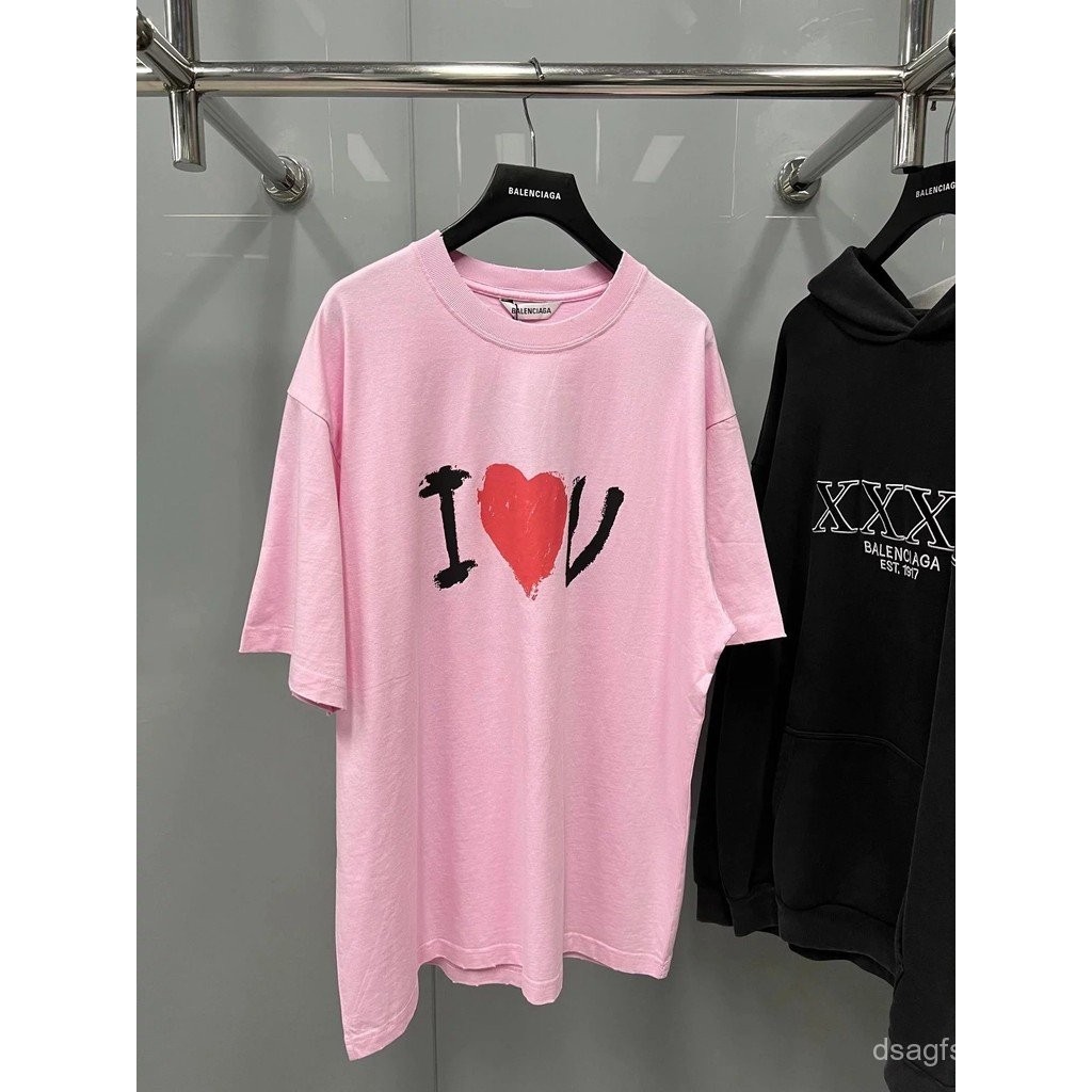 B * เสื้อยืดแขนสั้น alenciaga Love Heart IOU
