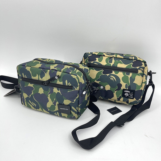 คลังสินค้าพร้อม Ape-Man Street Wear One-Shoulder Casual Messenger Bag Camouflage Ape-Man Tote Bag Po