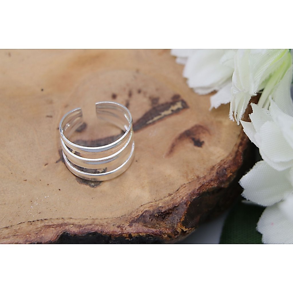 [พร้อมส่ง] แหวนนิ้วเท้าเงินสามแถว / three-row silver toe ring ใส่แล้วไม่แพ้ เงินแท้ไม่ชุบ เงินแท้925 Silver thai Jewelry