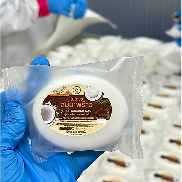 สบู่มะพร้าวไอวี ริช IV Rich Coconut Soap ช่วยเพิ่มความชุ่มชื่นให้ผิว ทำความสะอาดล้ำลึก สิว ริ้วรอย จุดด่างดำ ขนาด 100g