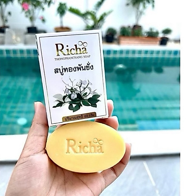 สบู่ทองพันชั่ง สบู่ริชา สบู่ฟอกตัว ผิวสะอาด ขจัดสิ่งสกปรก มีตาข่ายตีฟอง อาบทุกวัน ขนาด 60 กรัม ฟอกนุ่ม สบู่แบรนด์คนไทย