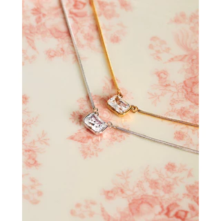 YVIS Emerald Pendant Stainless Steel Necklace - YVIS X FABRIQUE
