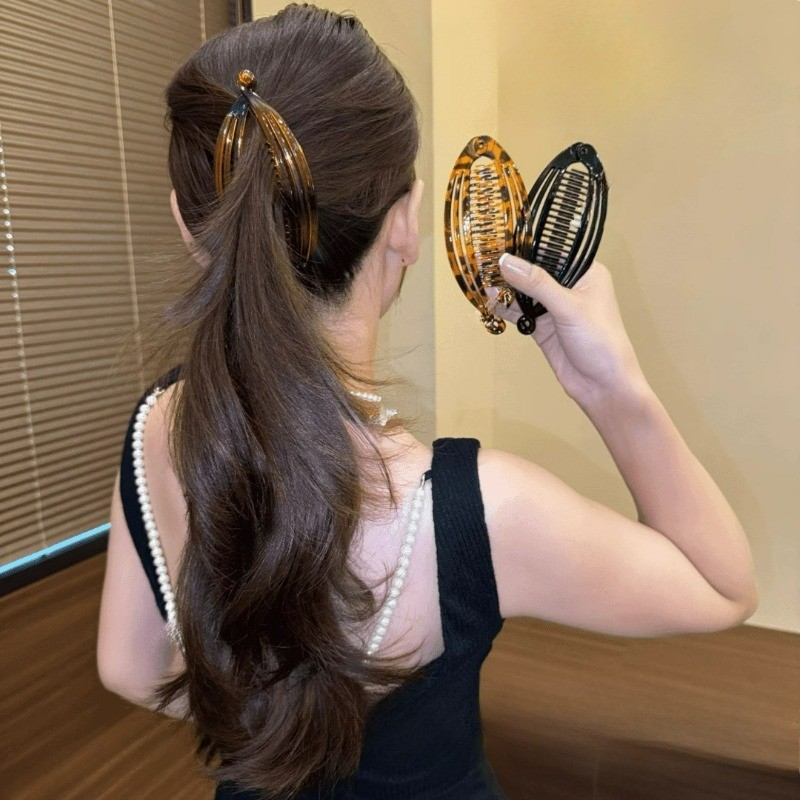 หนีบผมรูปปลา แบบ Twist Banana Barrettes เครื่องประดับผม