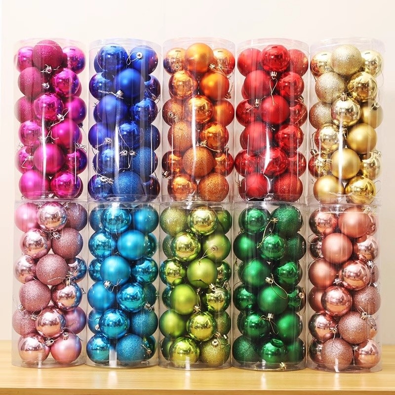 ลูกบอลสี ธุรกิจ ลูกบอลคริสต์มาส หลากหลาย แม่บ้าน บรรยากาศวันหยุด ทอง แสงสว่าง ความสุข เอกลักษณ์