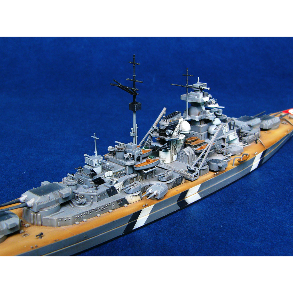 [Mingyi จัดส่งฟรี] Trumpeter รุ่น 05711 German Bismarck Battleship Model 1/700