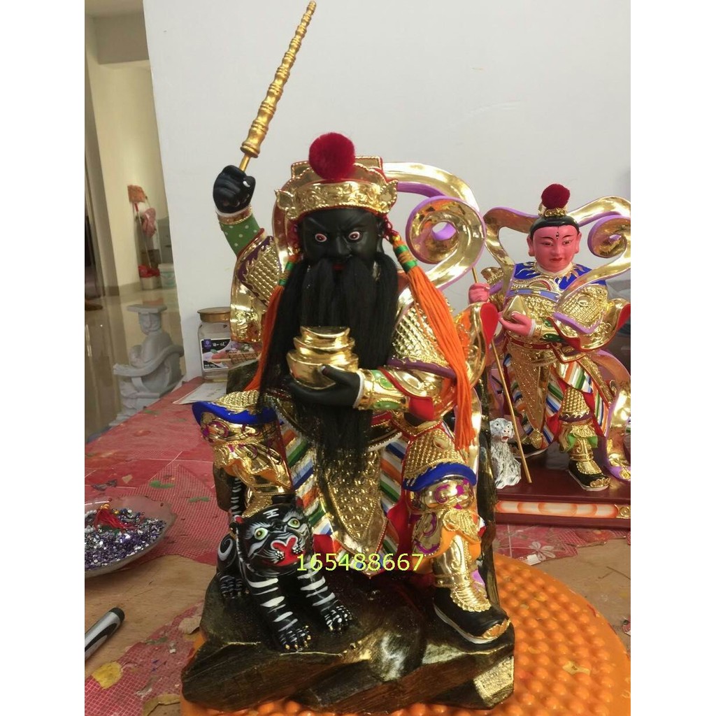 เครื่องประดับรูปปั้นไม้แกะสลักการบูร Zhao Gongming แกะสลักด้วยมือ God of Wealth Black-Faced God of W