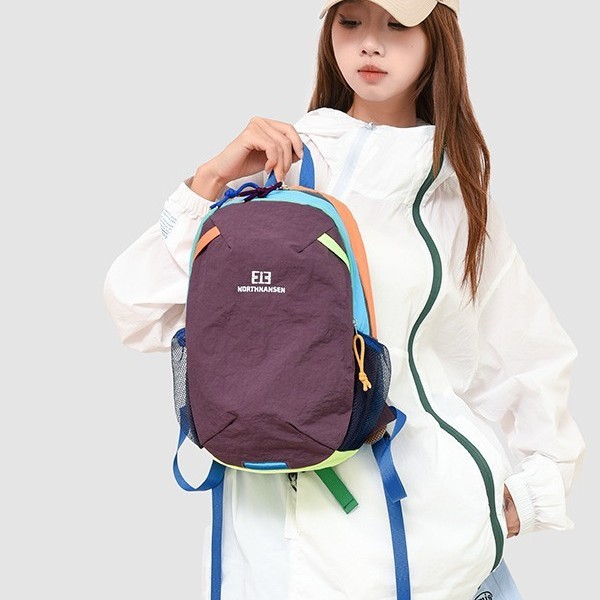 กระเป๋าเป้สะพายหลังสำหรับผู้หญิง ฤดูใบไม้ร่วง น้ำหนักเบาทราบุคคล ทนน้ำได้ สี 다양