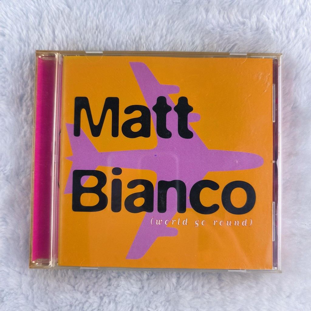 Z699 Matt Bianco World Go Round CD Album C0103